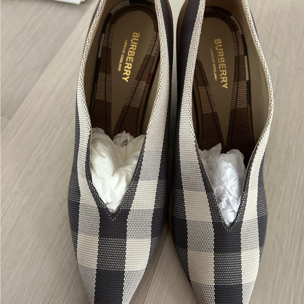 Women shoes